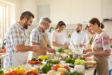 Cuisiner_à_plusieurs,_c’est_toujours_plus_sympa cours de cuisine Rennes